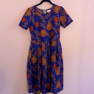 LulaRoe pleated fit to flare short sleeve floral skater dress with pockets